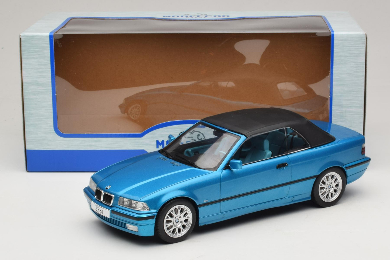 BMW 3 Series E36 Convertible 1:18 Blue Metallic MCG | MCG18319