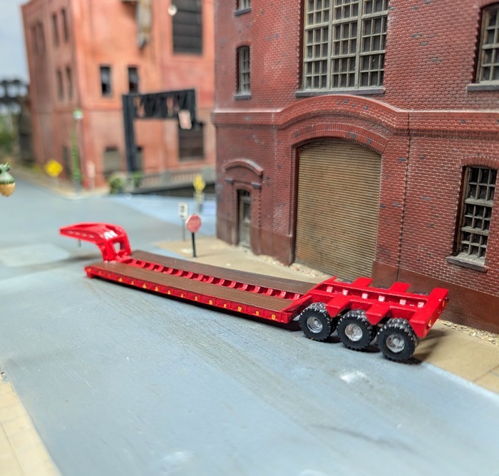 1/87 HO Scale Low Boy Heavy Equipment Trailers. Custom built 3D printed models.
