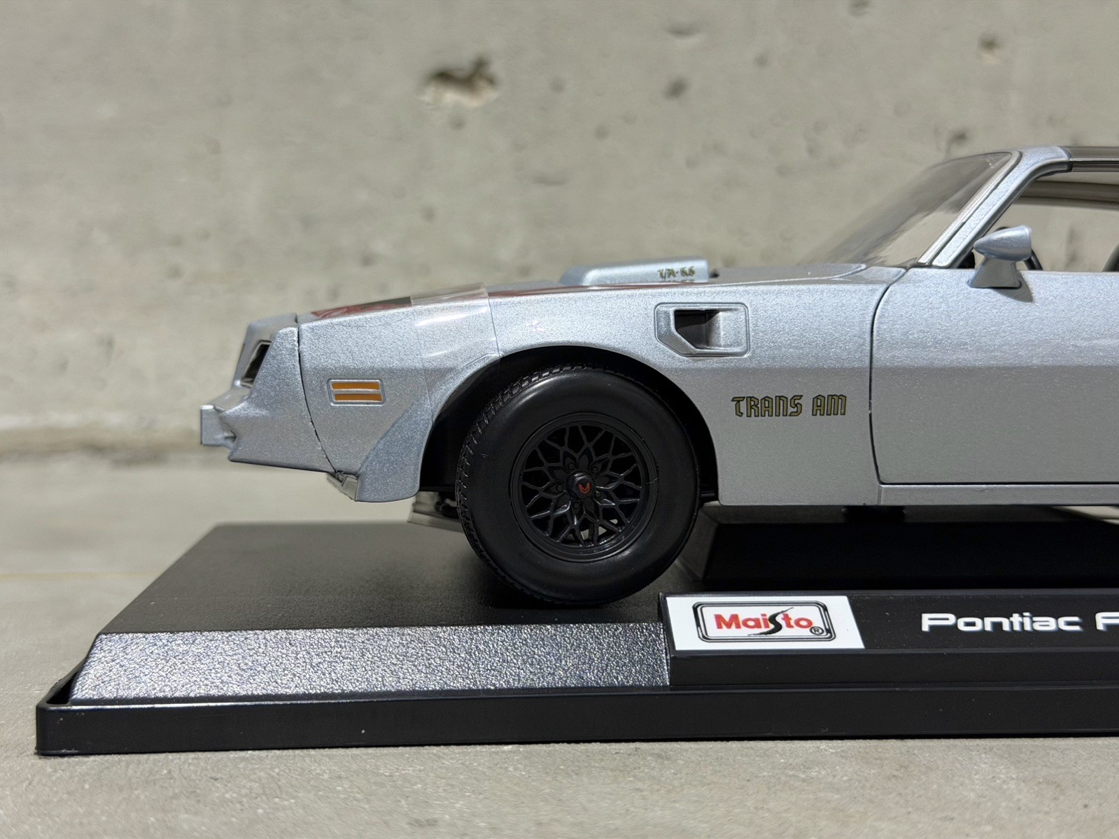 Pontiac Firebird Trans Am 1:18 Maisto Special Edition – Silver