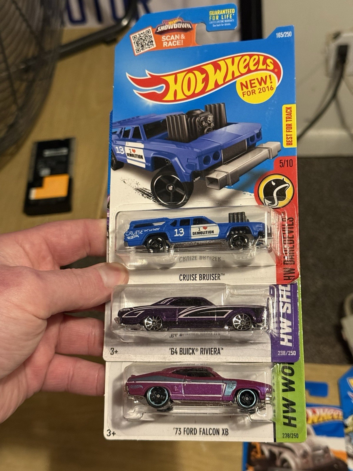 GROUP/LOT OF VARIOUS HOT WHEELS DIE-CAST! MIXED LOT/GROUP OF 10 H.W. DIE-CAST!
