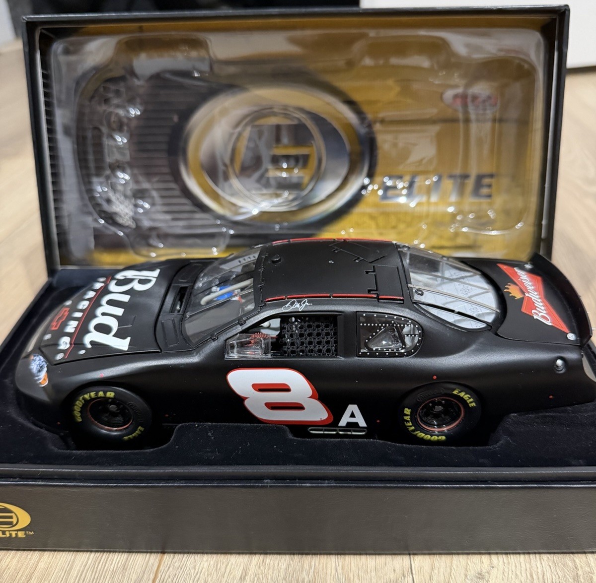 2006 DALE EARNHARDT JR #3 BUDWEISER TRACK TESTED 1/24 ELITE 1 OF 1,000