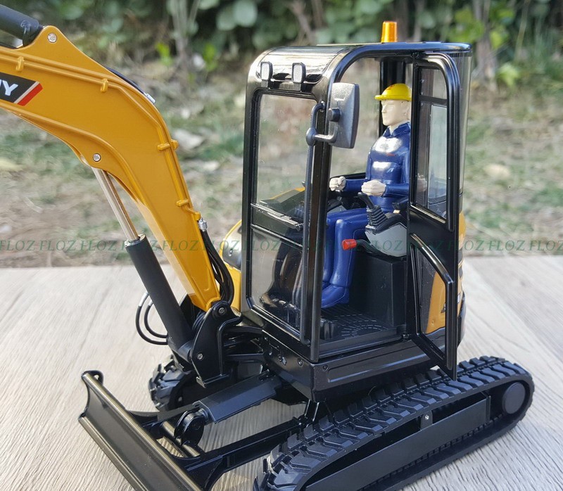 SANY SY35U Hydraulic Excavator 1/20 Diecast Truck Pre-built Model