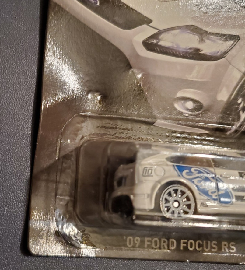 Hot Wheels ’09 Ford Focus RS Forza Motorsport 1/6