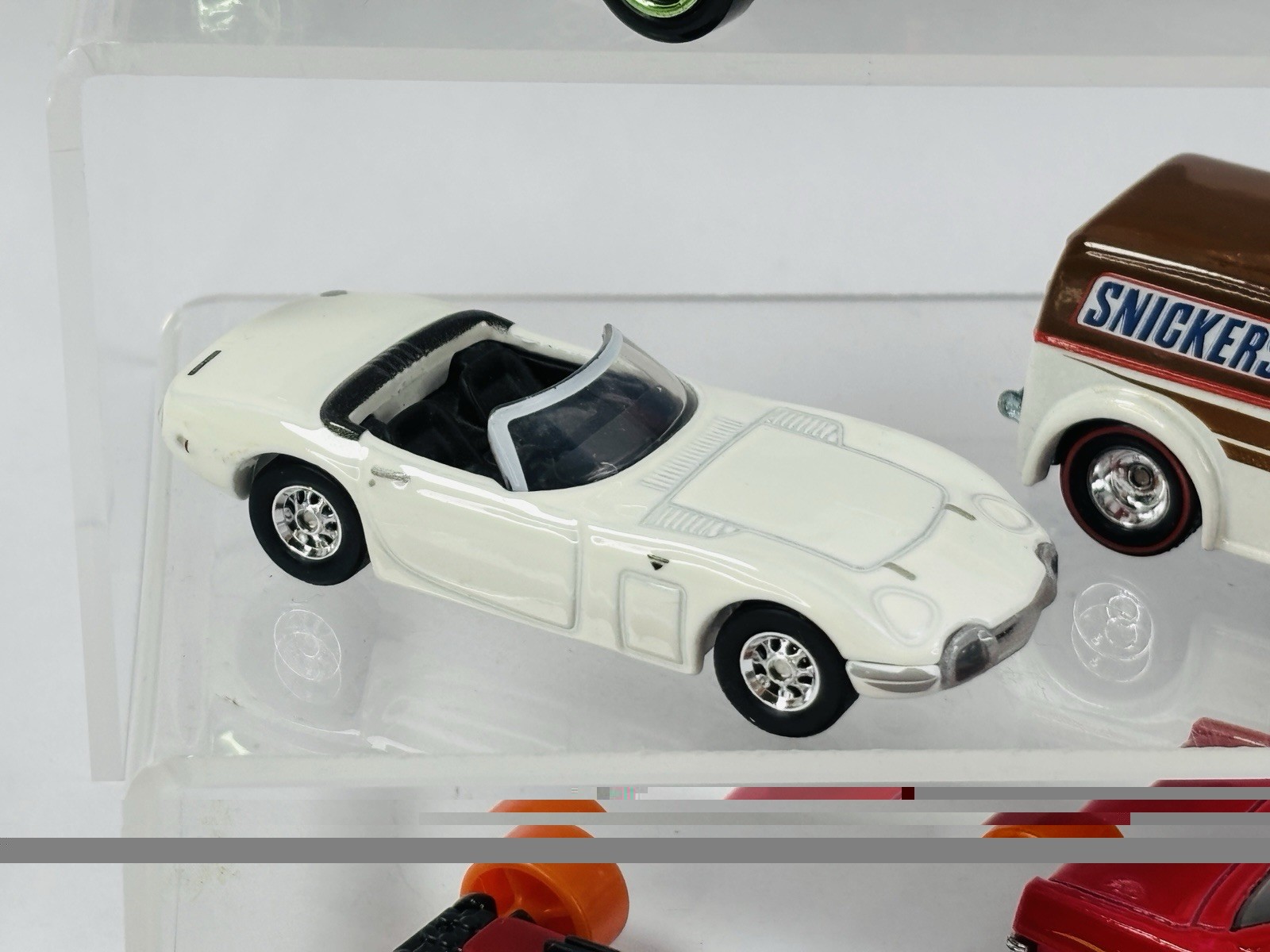 Lot of 9 Hot Wheels Diecast 1:64 Cars Various Makes Models Loose Lot #4