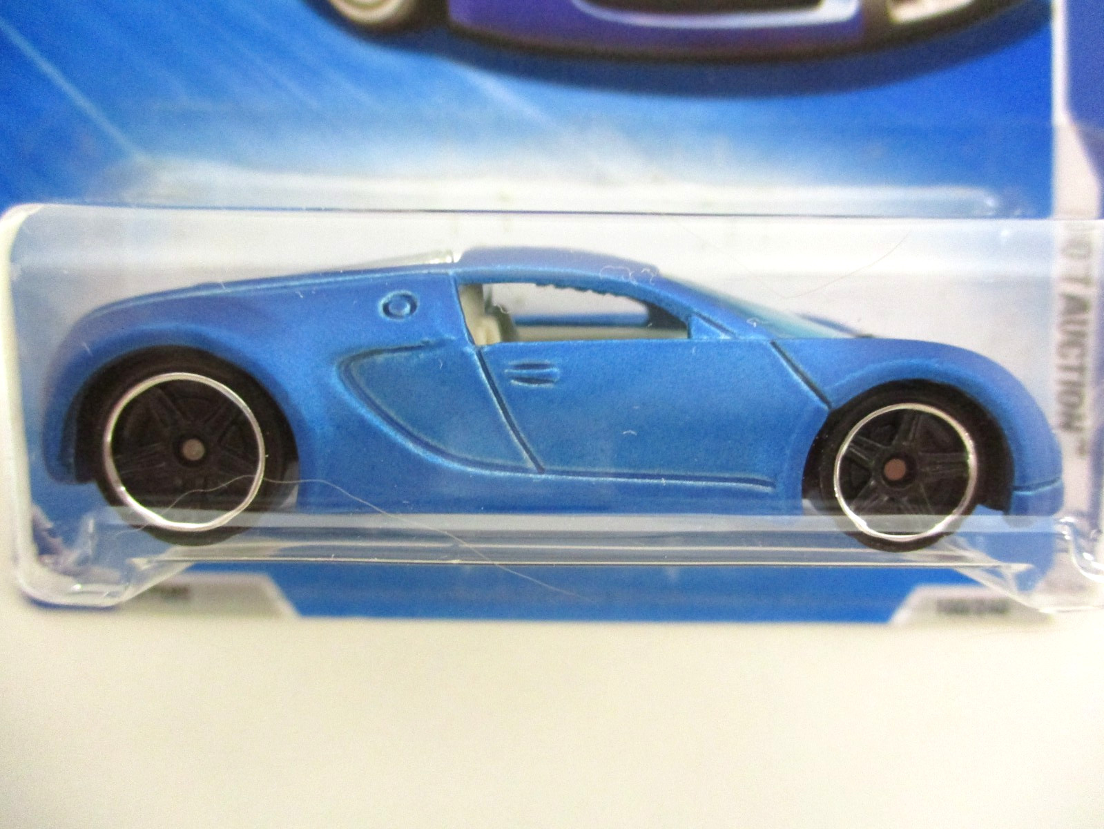 HOT WHEELS – HOT AUCTION – BUGATTI VEYRON (MATTE BLUE) – DIECAST