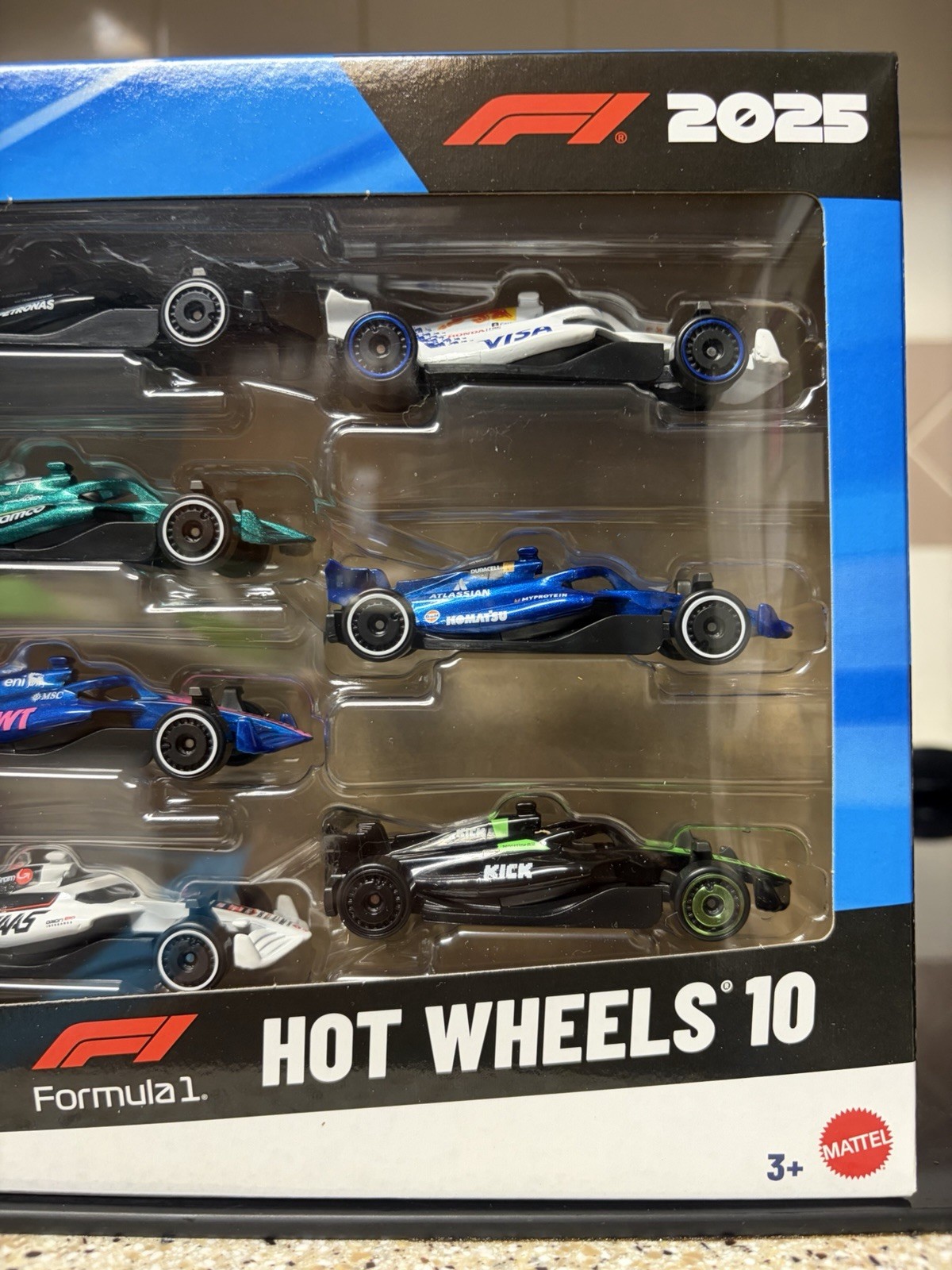 New 🔥 Hot Wheels Formula 1 2025 Racing Team 10-Pack New Ferrari F1🔥