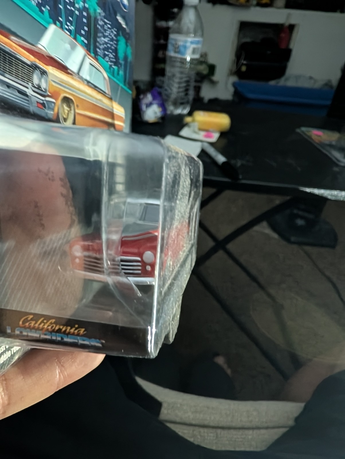 Greenlight Collectibles California Lowriders 1:64 1947 Ford Fordor Super Deluxe