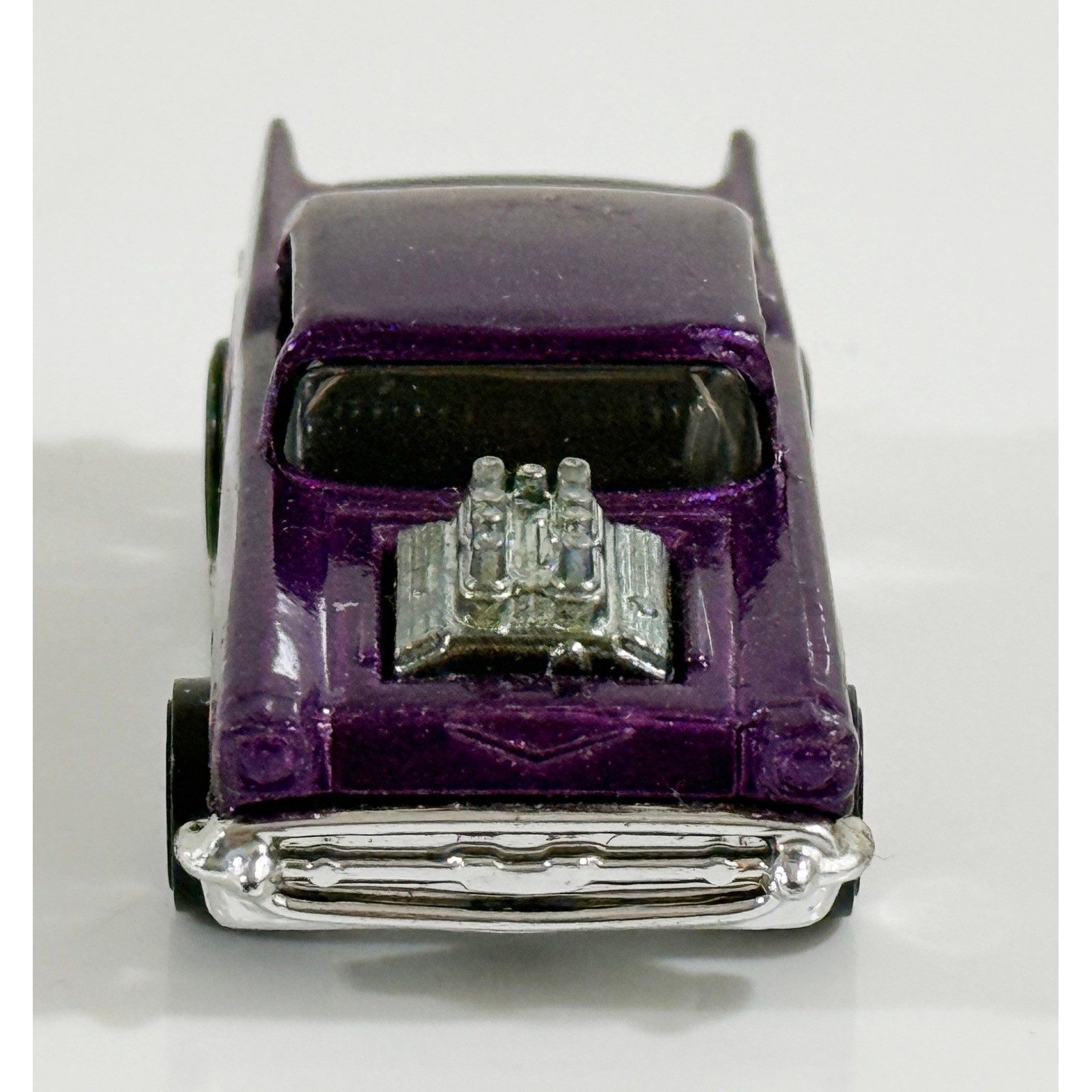 Hot Wheels 57 Chevy 1:64 Purple Metallic Exposed Engine Diecast Toy Car 1976