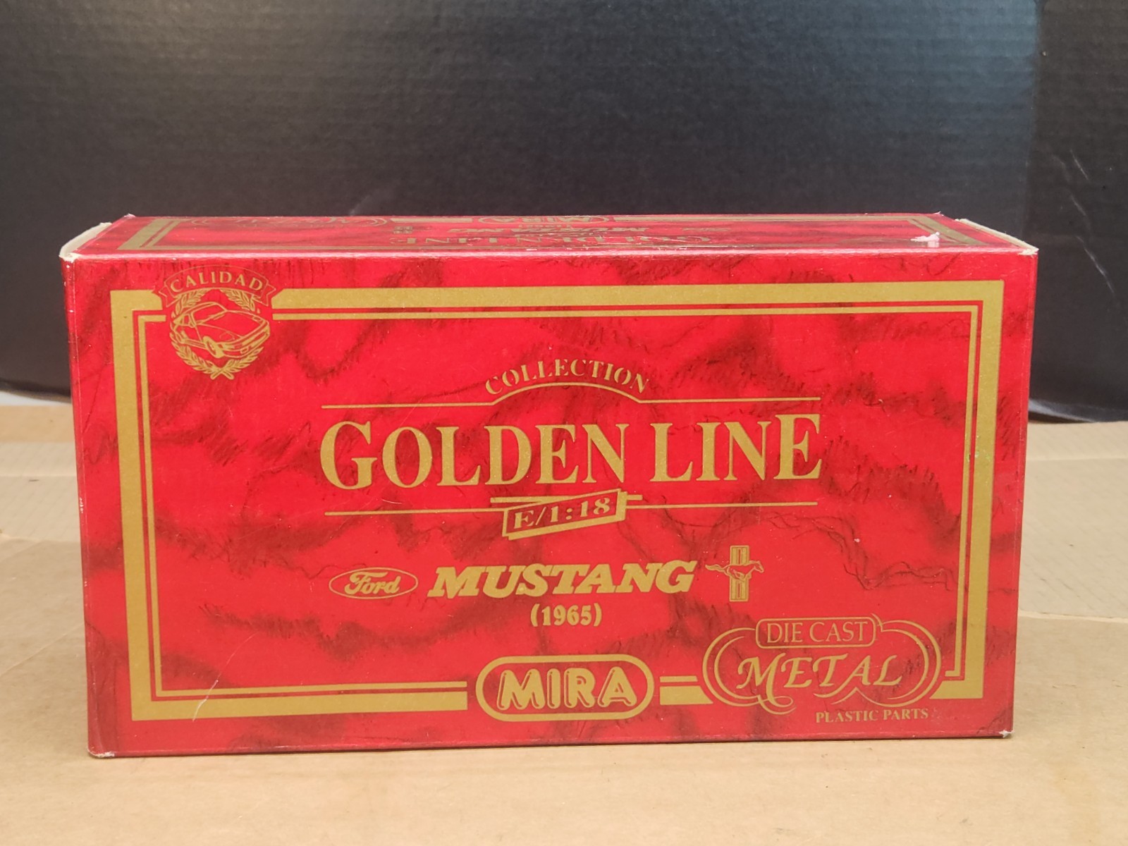 Mira 1965 Ford Mustang Convertible 1:18 Golden Line Collection Diecast Metal