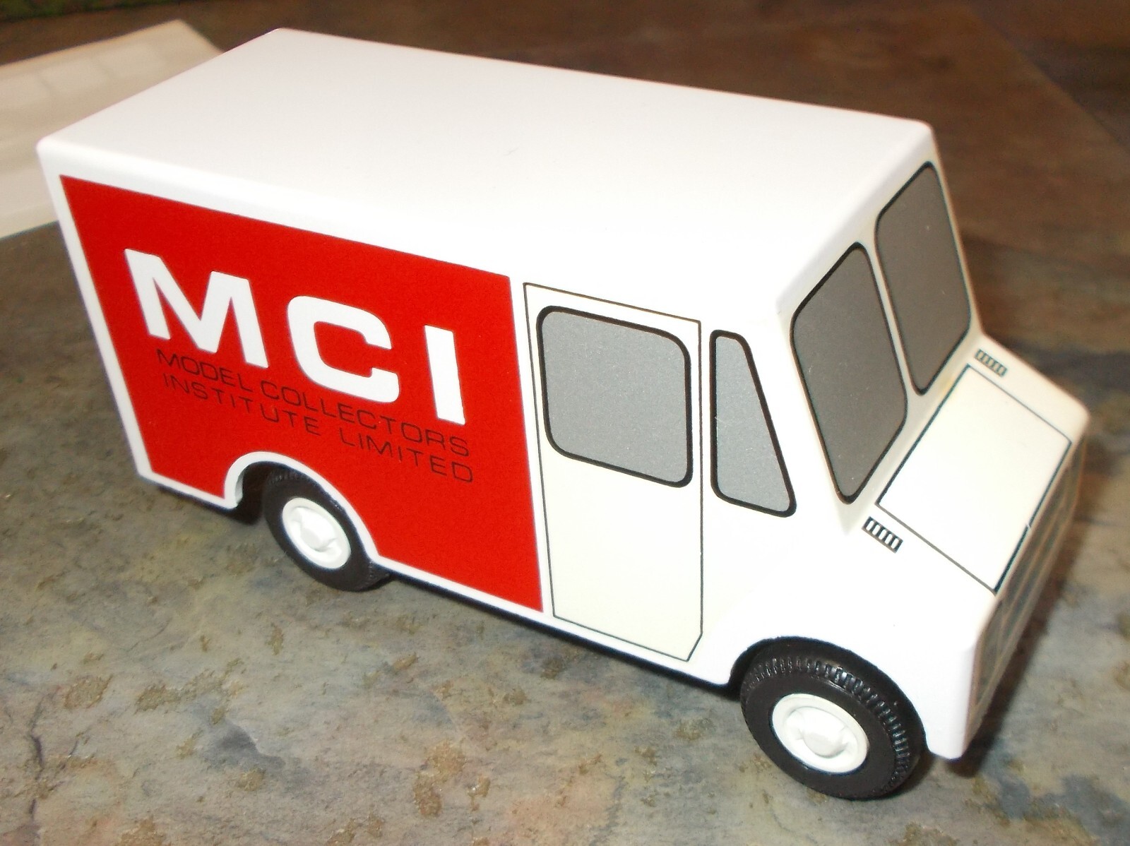 MCI Model Collectors Institute Limited Ralstoy Truck