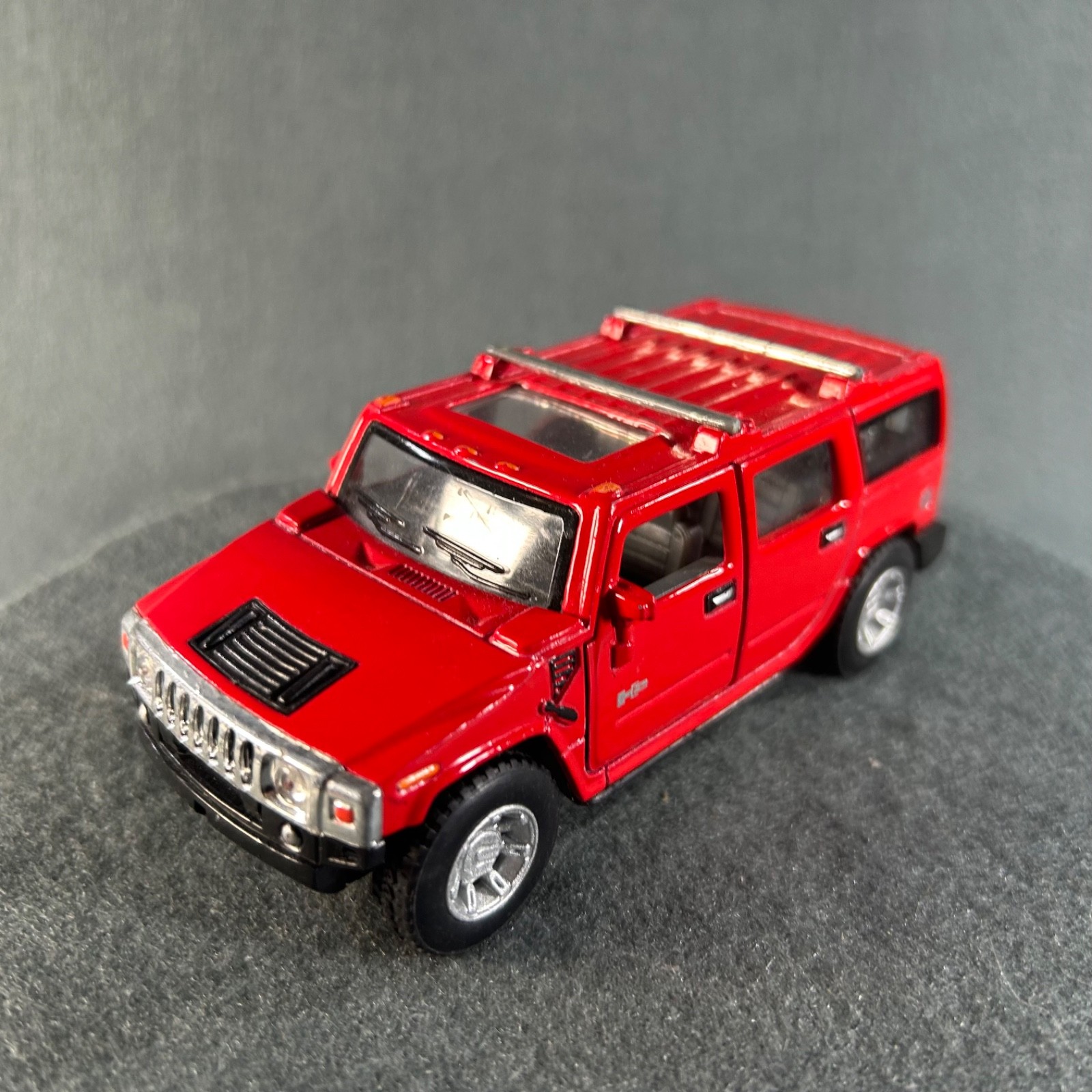 Kinsmart 2008 Hummer H2 SUV Red Diecast Vehicle Scale 1/40 Kintoy