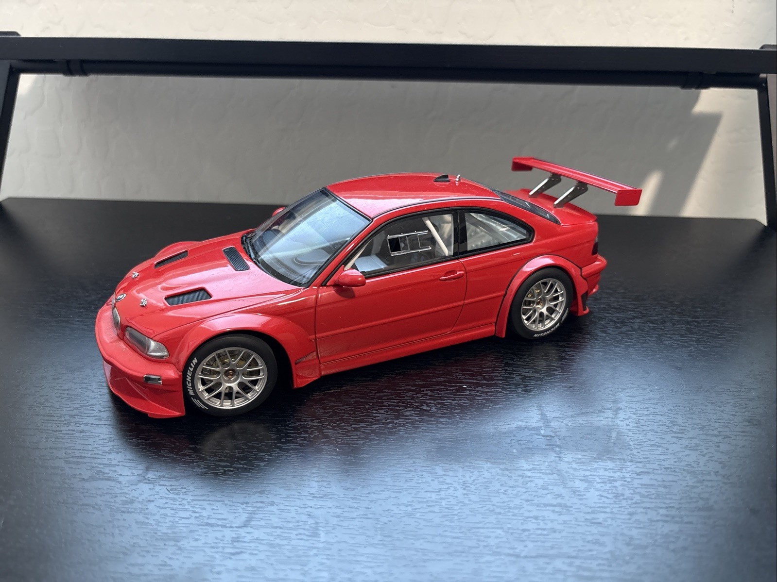 1:18 Autoart BMW E46 M3 GTR Plain Body – Red