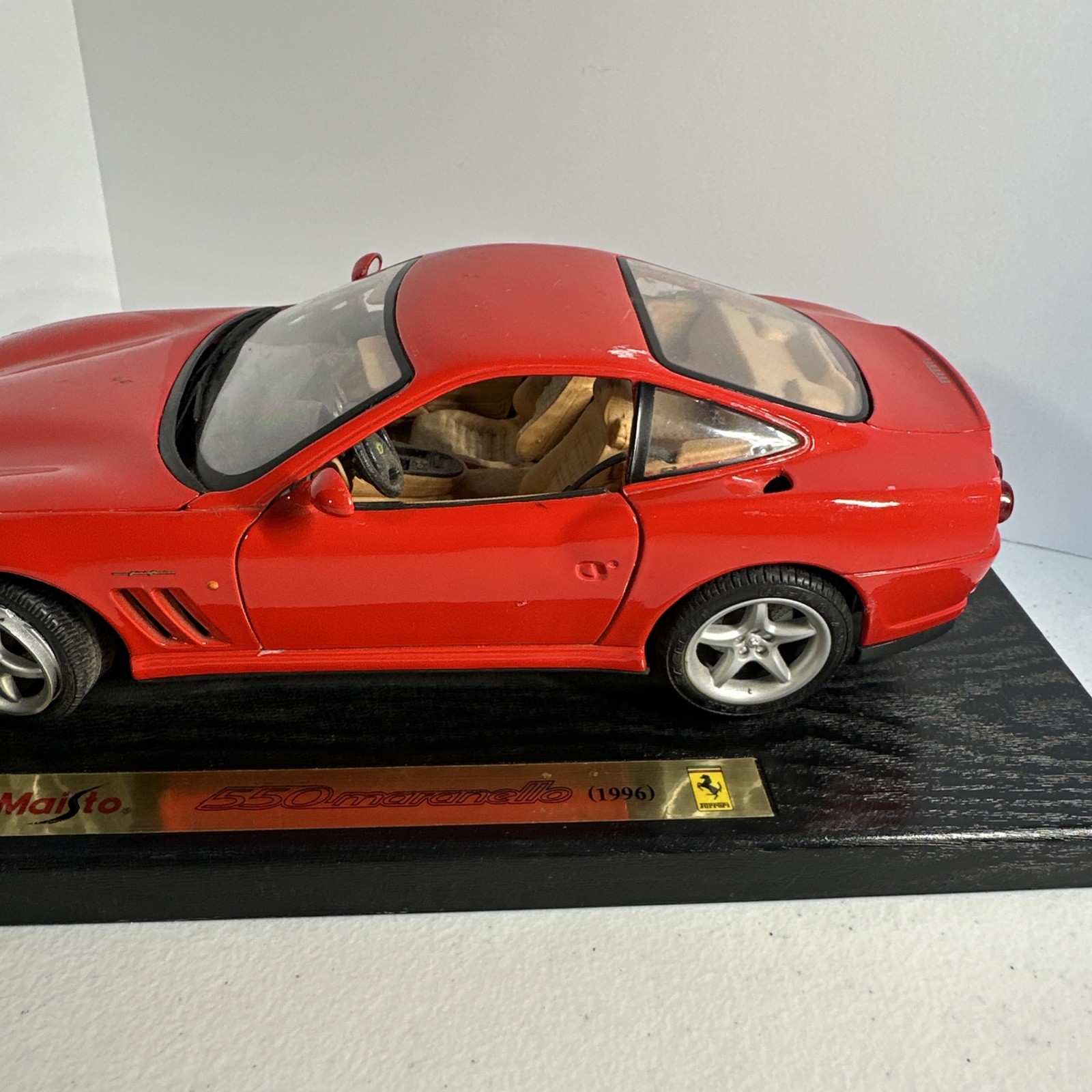 Maisto Ferrari 550 Maranello Red Die Cast Model Car 1:18 Scale No Box As Is Cond
