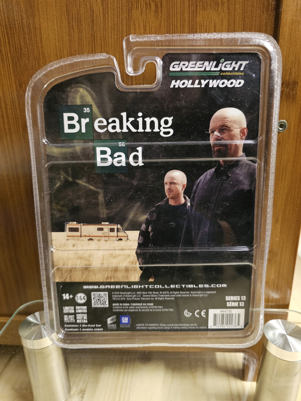 GreenLight 1982 Chevrolet Monte Carlo Red Hollywood Series 13 Breaking Bad