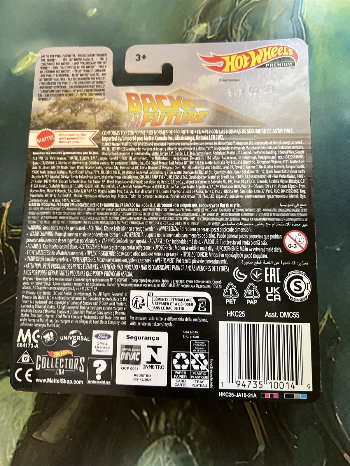 Hot Wheels 2023 Premium Retro Back to The Future Ford Super Deluxe w/Manure