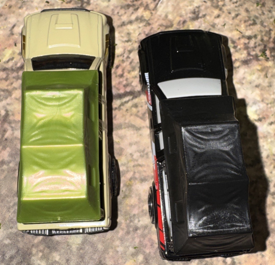 Lot Of 2 Toyota Tacoma Matchbox w/ Removable Camp Tent Black & Tan NLFFP 1:64 DC
