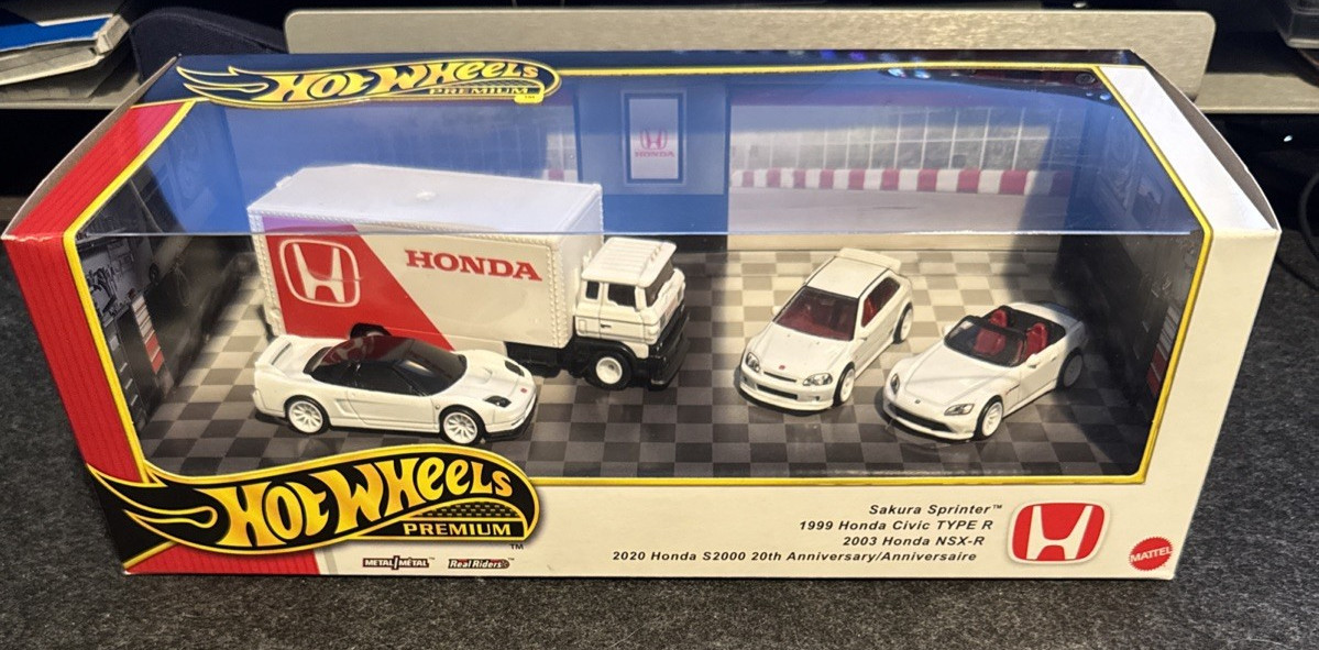 Hot Wheels | 2025 Premium Diorama Honda Set | Civic Type-R, NSX-R, S2000
