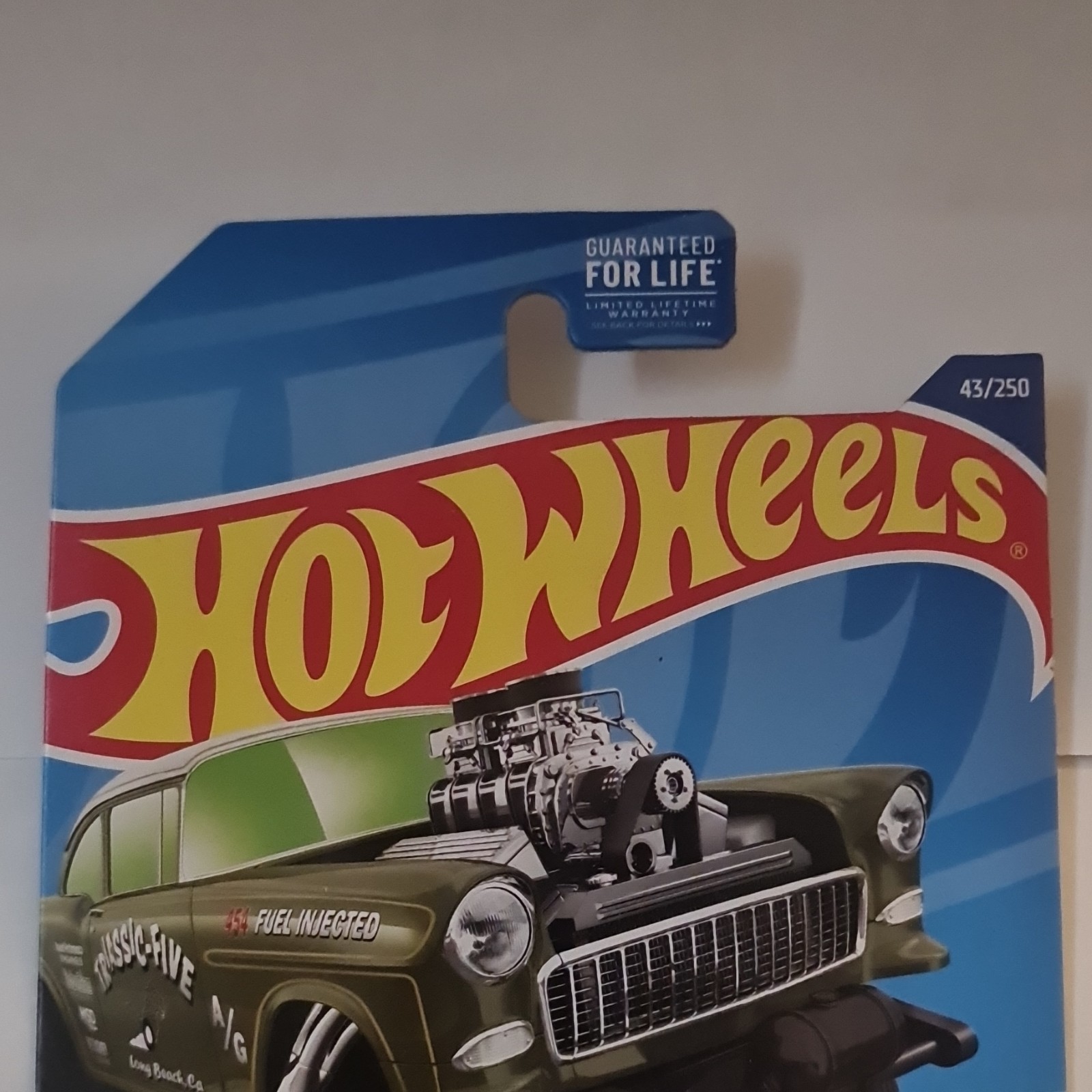 HOT WHEELS ‘55 Chevy Bel Air Gasser Comes with a free stand.