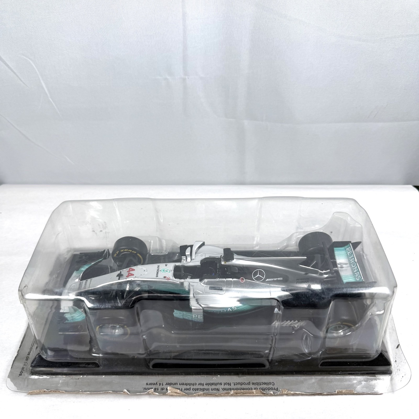 Formula 1 Compatible with Mercedes AMG F1 W08 EQ Power+ Lewis Hamilton 1/24