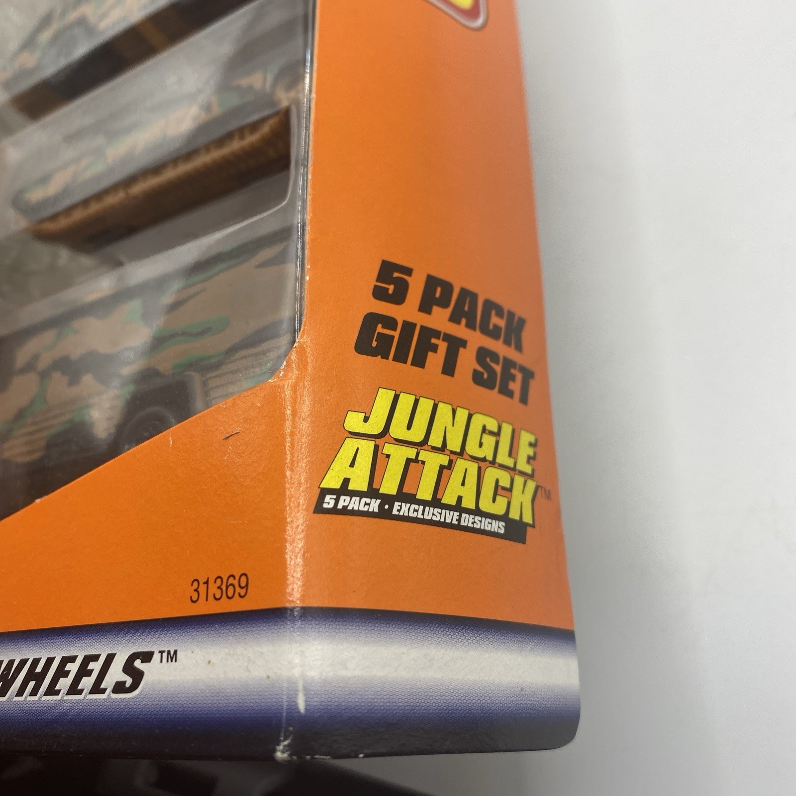 Matchbox Jungle Attack 5 Pack New 1997