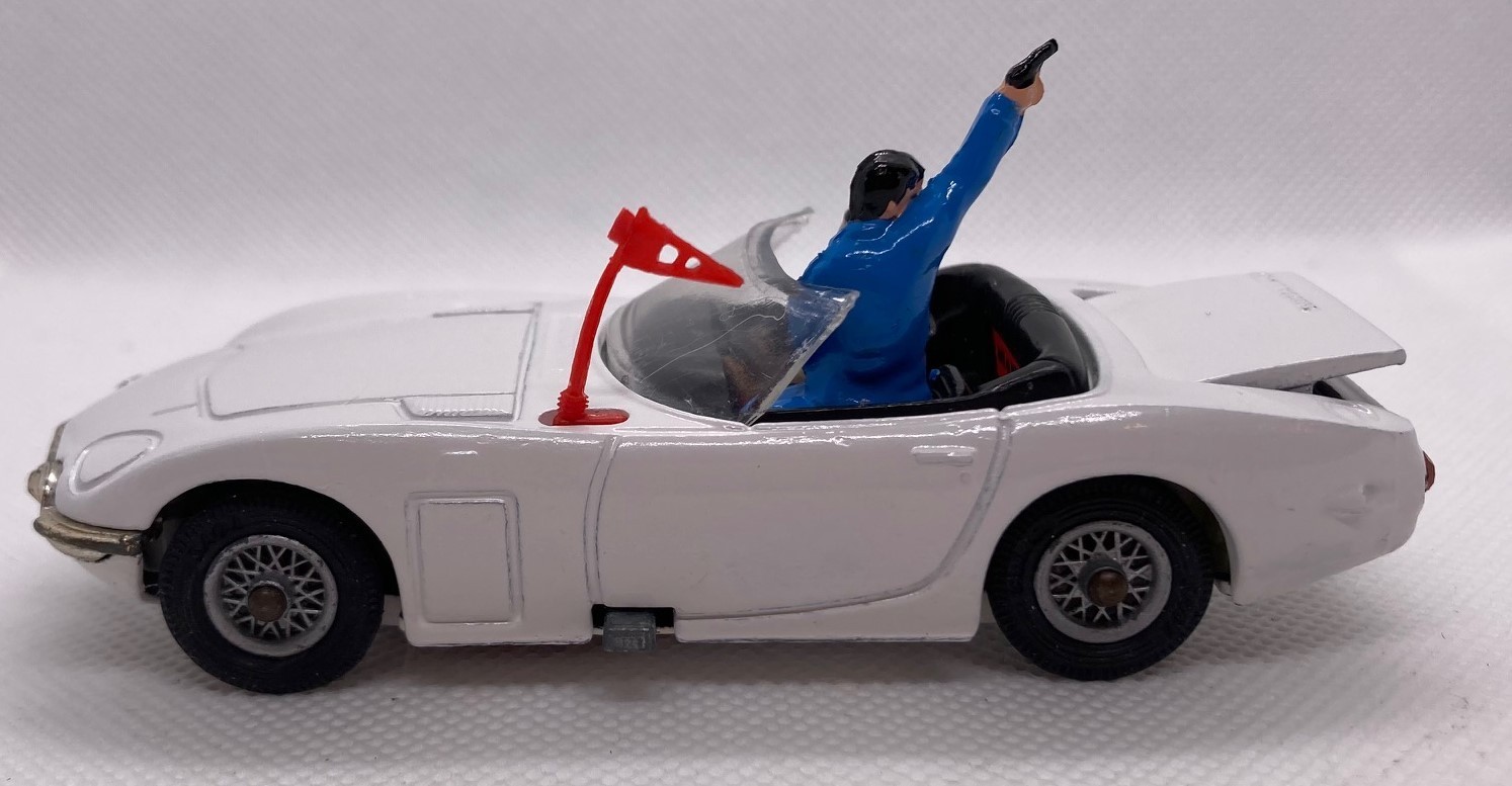 1960’s Corgi #336 James Bond 007 Toyota 2000GT “You Only Live Twice” NICE!