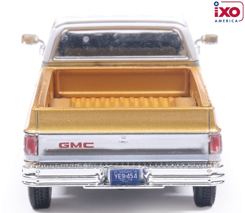 IXO AMERICA 1:64 1975 GMC SIERRA CLASSIC – YUBA GOLD – IA64012