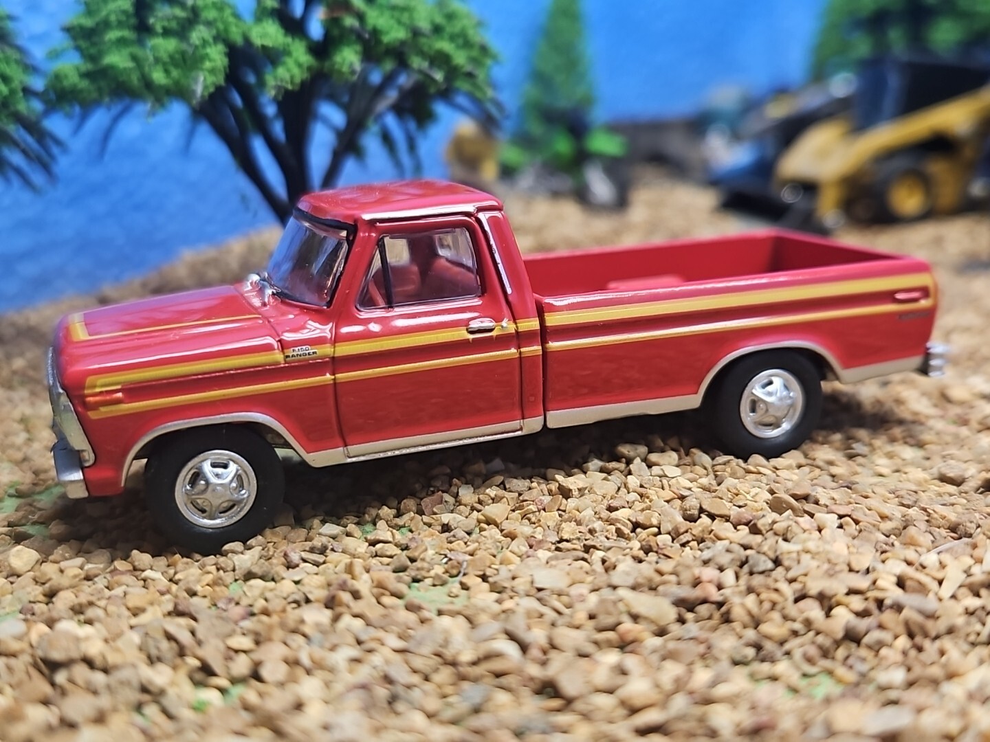 Custom Made 1978 Ford F-150 RANGER XLT 4×4 Greenlight Pickup Truck Fargo F250 79