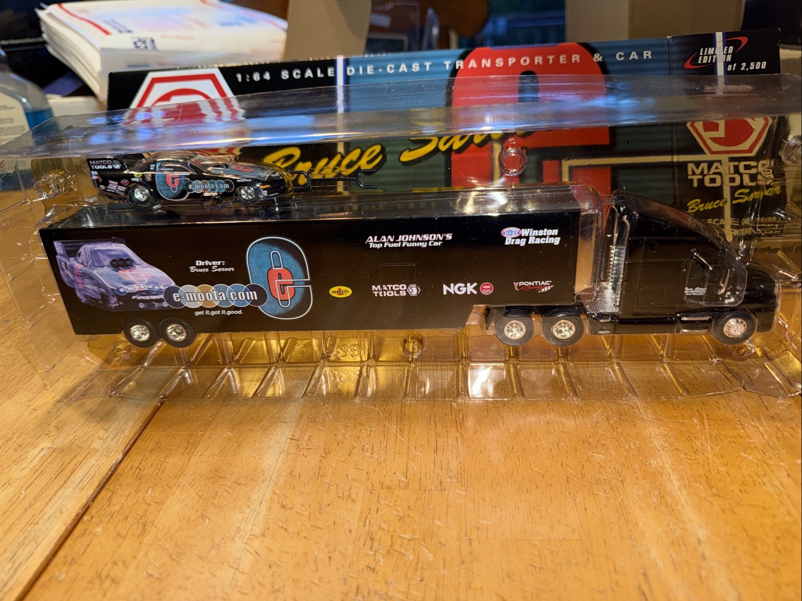 2000 Racing Champions 1/64 Bruce Sarver Matco Tools Transporter & Funny Car NHRA