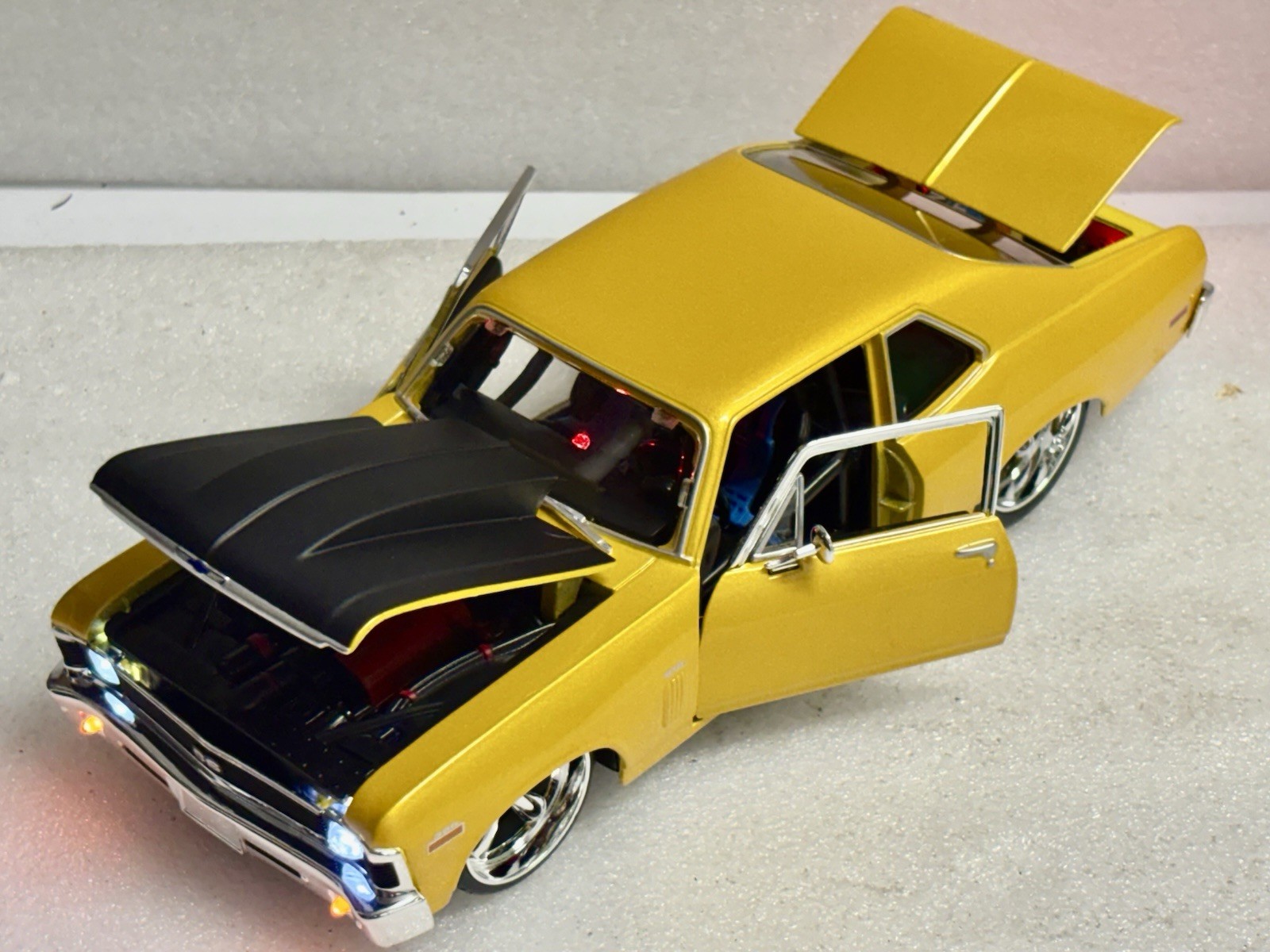 🔥1970 Chevy Nova SS PRO Super Street Car Custom BUILT WORKING LED LIGHTS 1/18