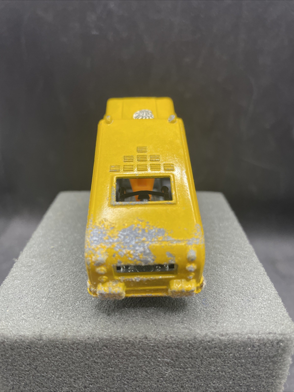 Vintage 1970 HOT WHEELS S’Cool Bus The Heavyweights Yellow Redline Decals 21