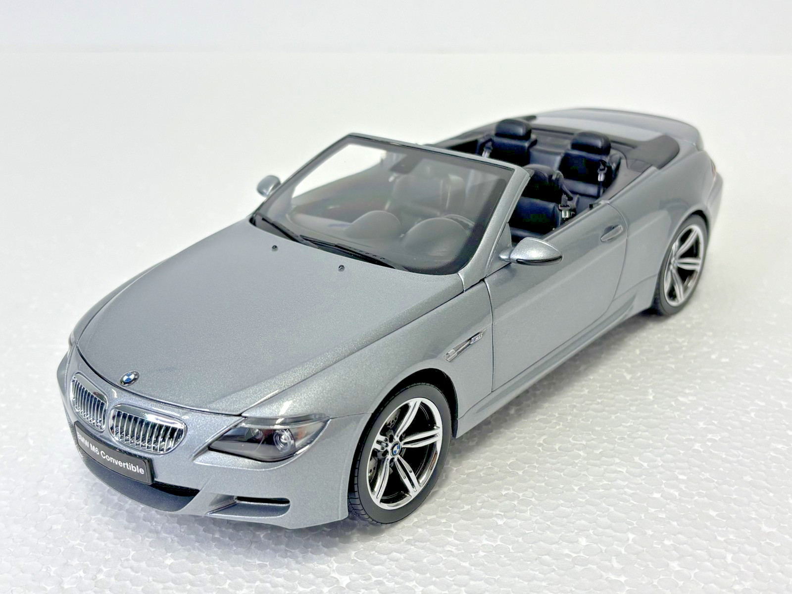 Rare * BMW M6 Convertible / Cabrio * Kyosho * 1/18 * Hard Top * Dark Gray * New