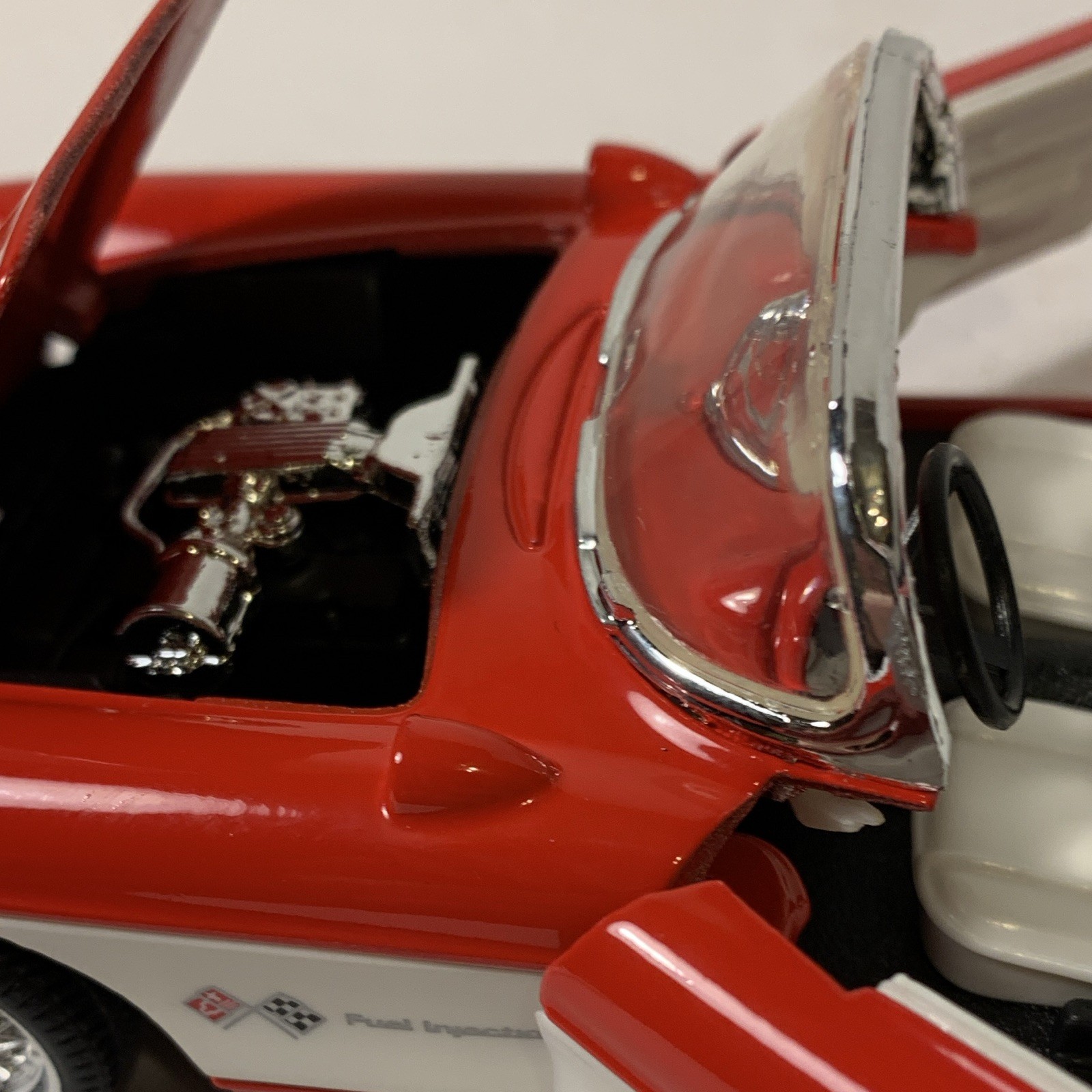 1957 Chevrolet Corvette Red/White Diecast Model Car w/ Opening Hood, Doors