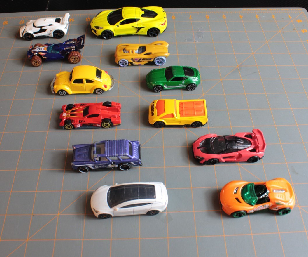 Diecast Cars Hot Wheels Matchbox Maisto 1:64 Mixed Brands As Is Lot of 60+