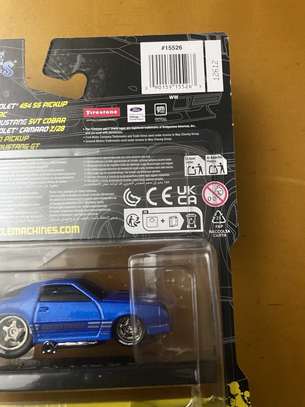 Maisto Muscle Machines Series 9 DieCast Model 52 1988 Chevrolet Camaro Z/28 Blue
