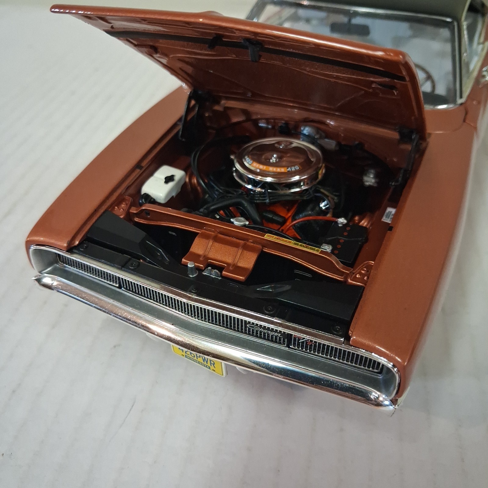 AUTO WORLD 1/18 Diecast BRONZE 1968 DODGE CHARGER R/T SPECIAL 1 OF 1002 Copper