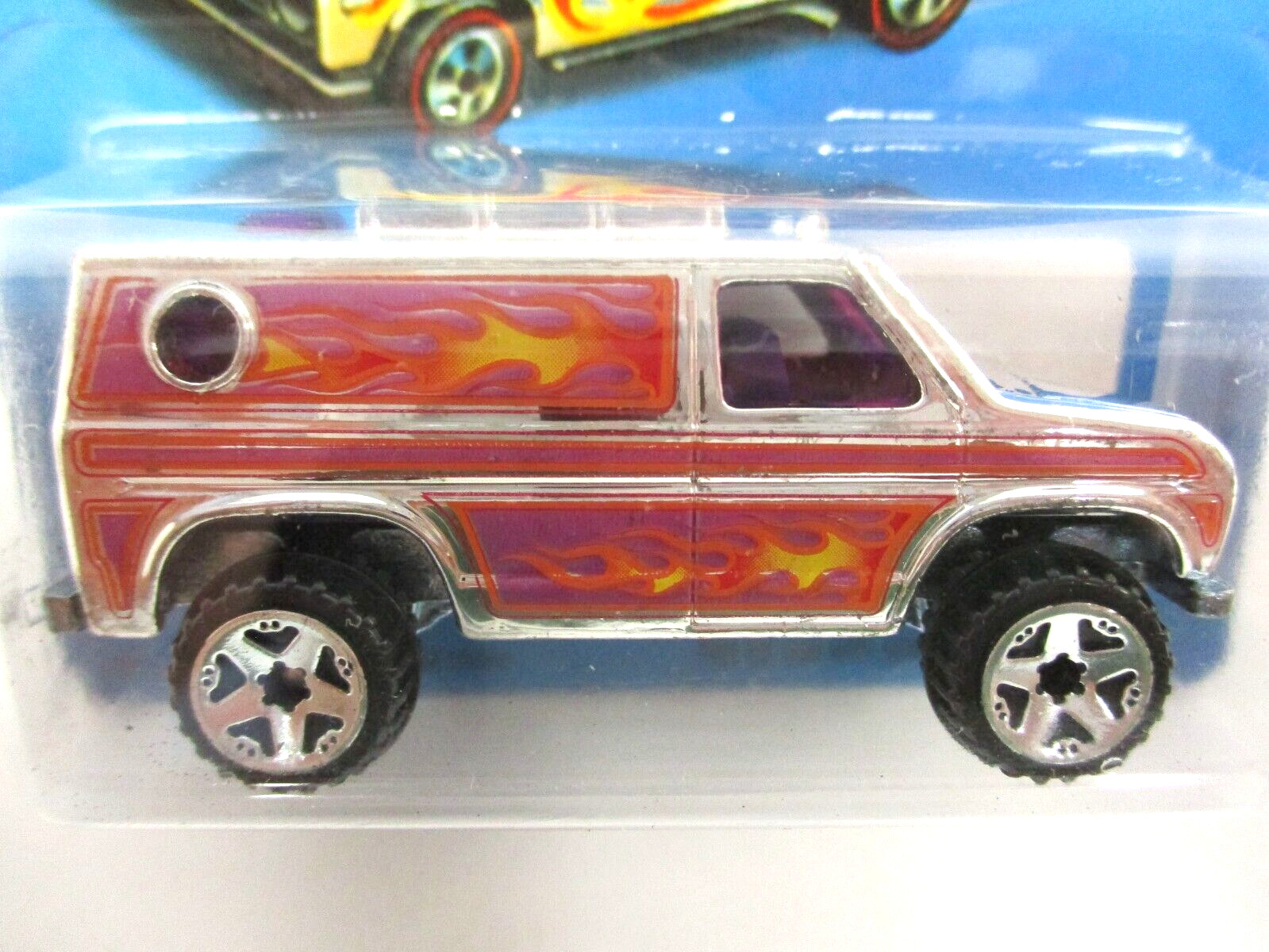 HOT WHEELS – SUPER CHROMES – BAJA BREAKER LIFTED 4X4 FORD VAN – 1/64