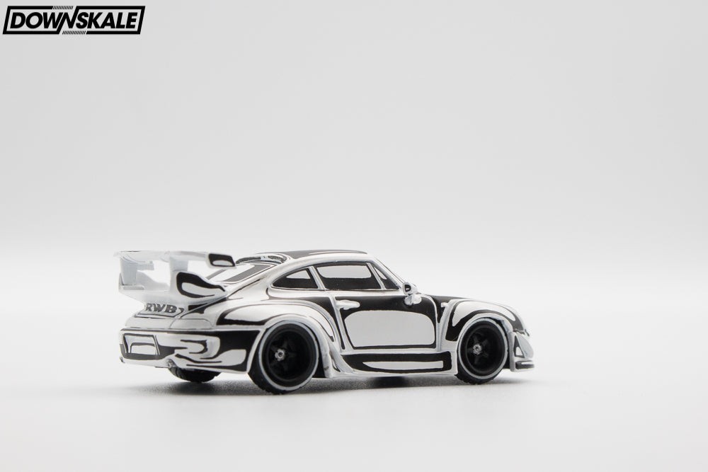 Tarmac Works Porsche RWB 993 – Designed by JOSHUA VIDES T64-TL017-JV