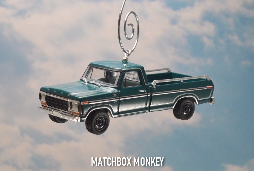 1978 Ford F-150 Ranger XLT Retro 4×4 Truck Pickup Custom Christmas Ornament