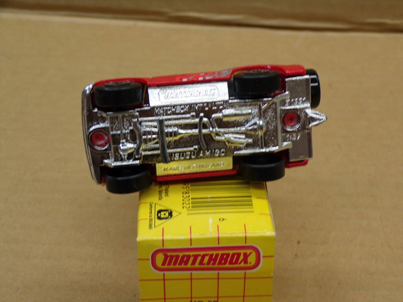 VINTAGE MATCHBOX SUPERFAST MB52 ISUZU AMIGO – CAR DATED 1991 – NEW OLD STOCK !