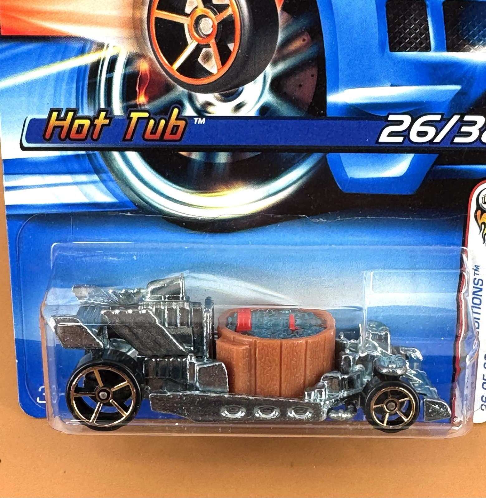 Hot Wheels 2006 First Editions HOT TUB Tan (lot of 2) w/FTE & 5s wheels 26/38