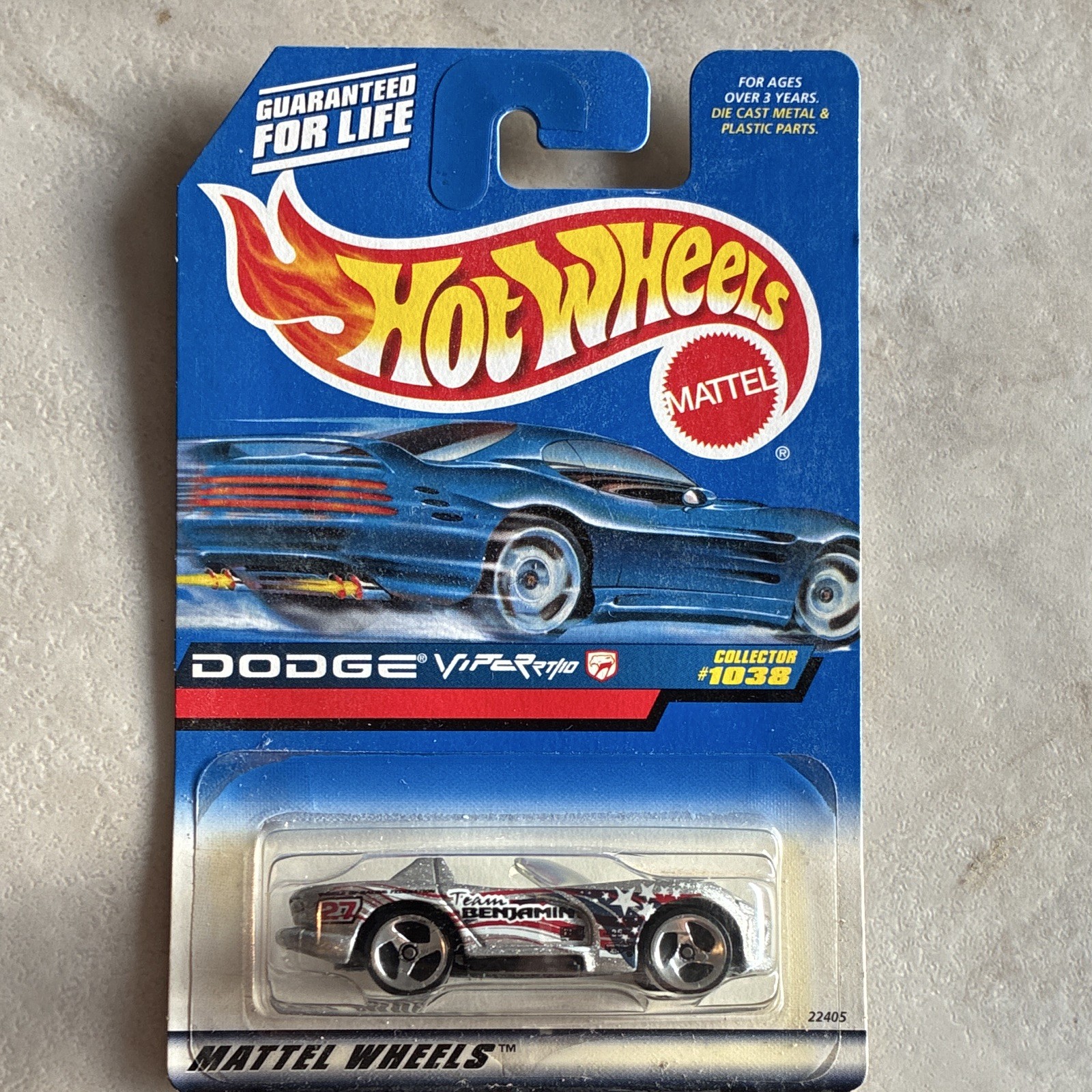 Hot Wheels 1992 Dodge Viper RT/10 1:64 Silver/Black/Red Diecast Unopened