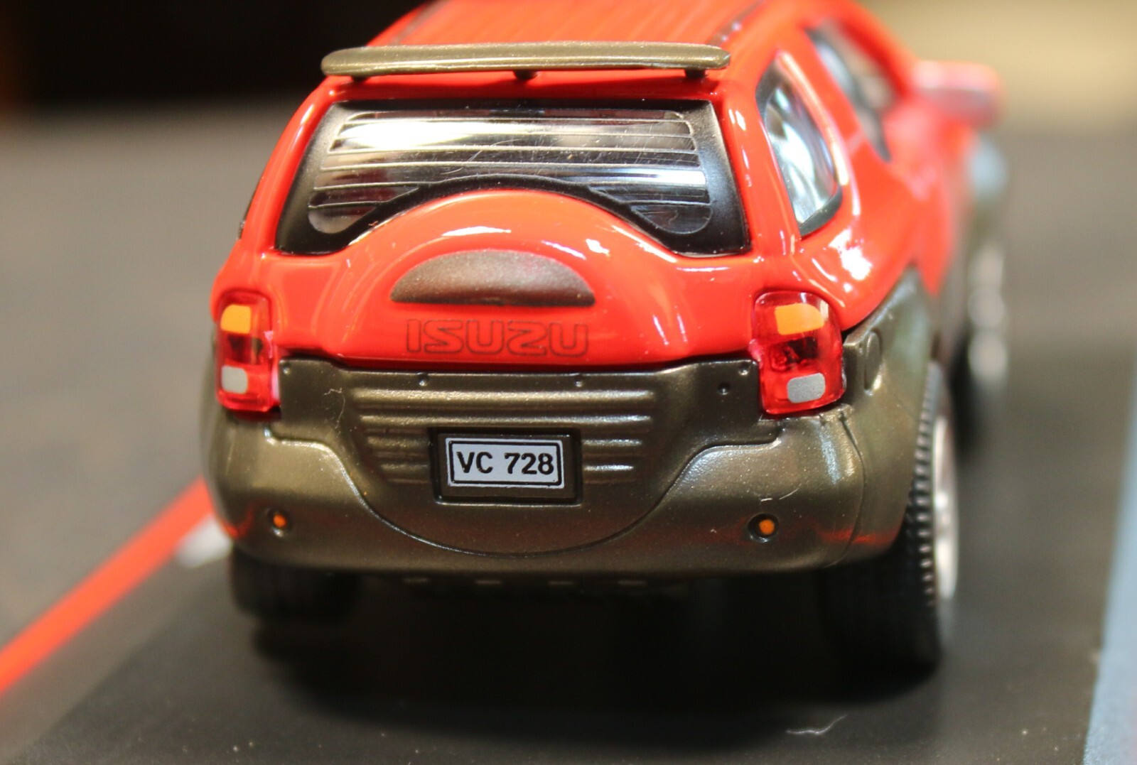 Schuco Isuzu V-Cross Red Junior Line 1:43 Car Diecast Exclusive Edition