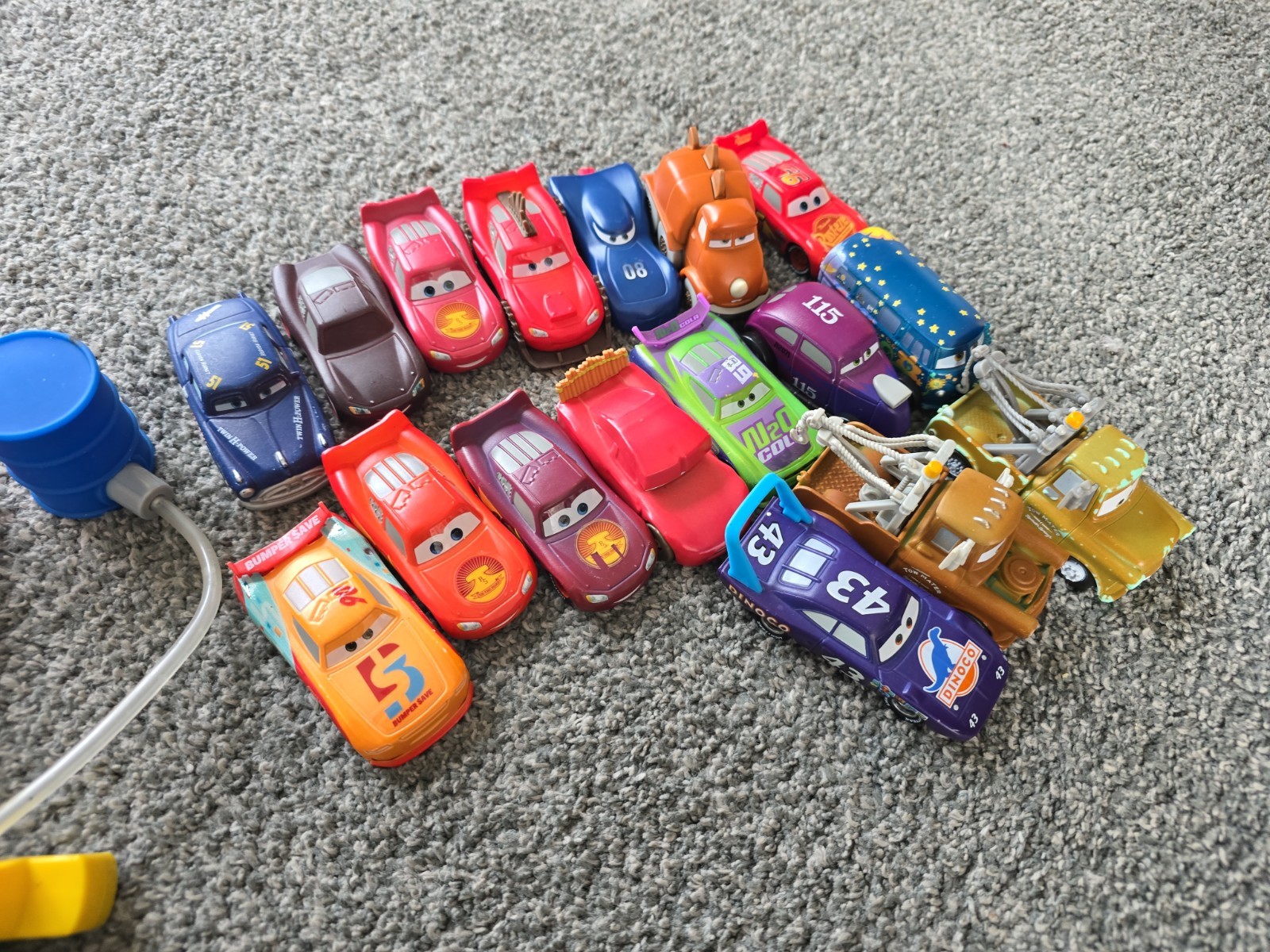 Disney Pixar Cars COLOR CHANGERS Lot of 20