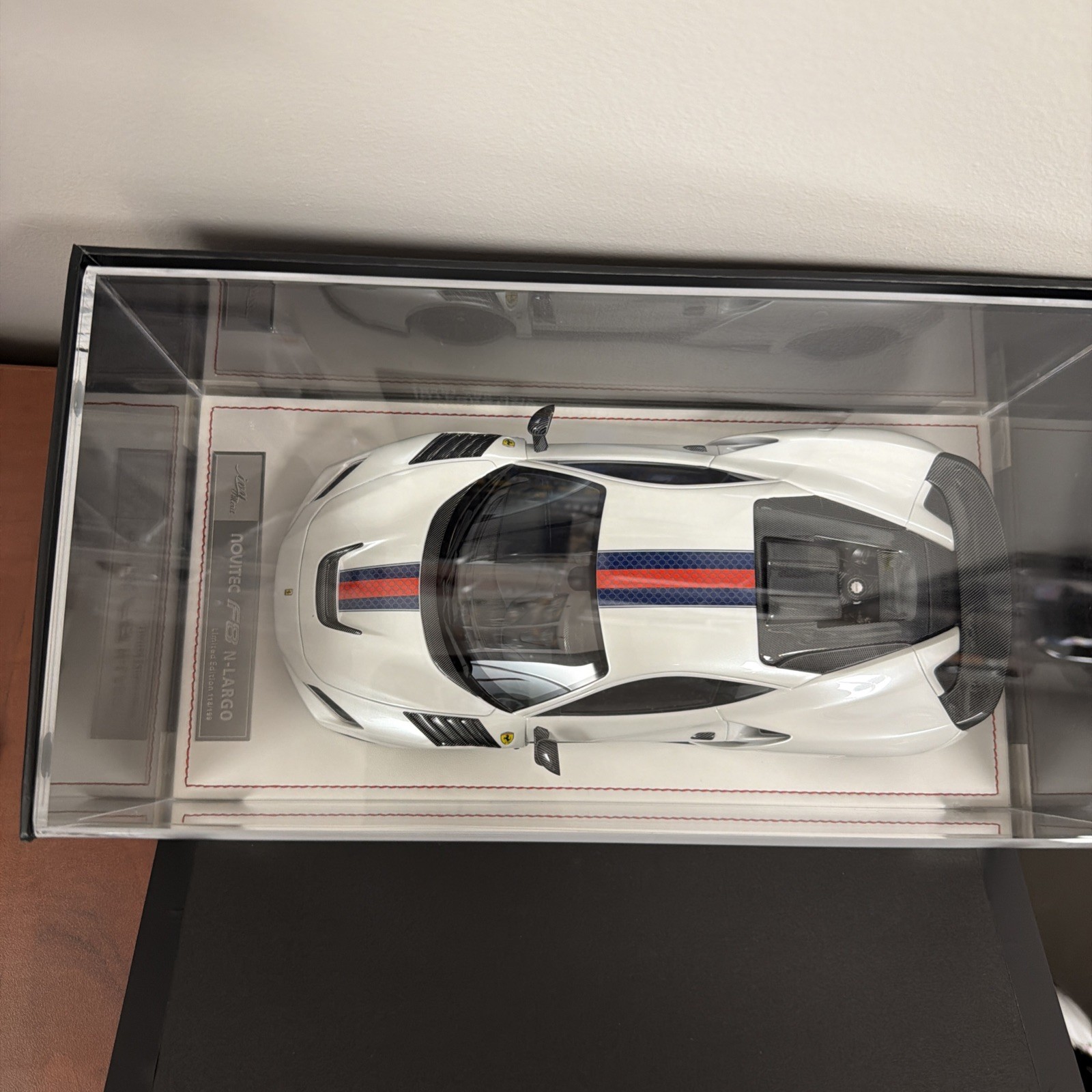 1/18 Ivy Models F8 Novitec in Pearl White with Red stripes 118/199 pcs