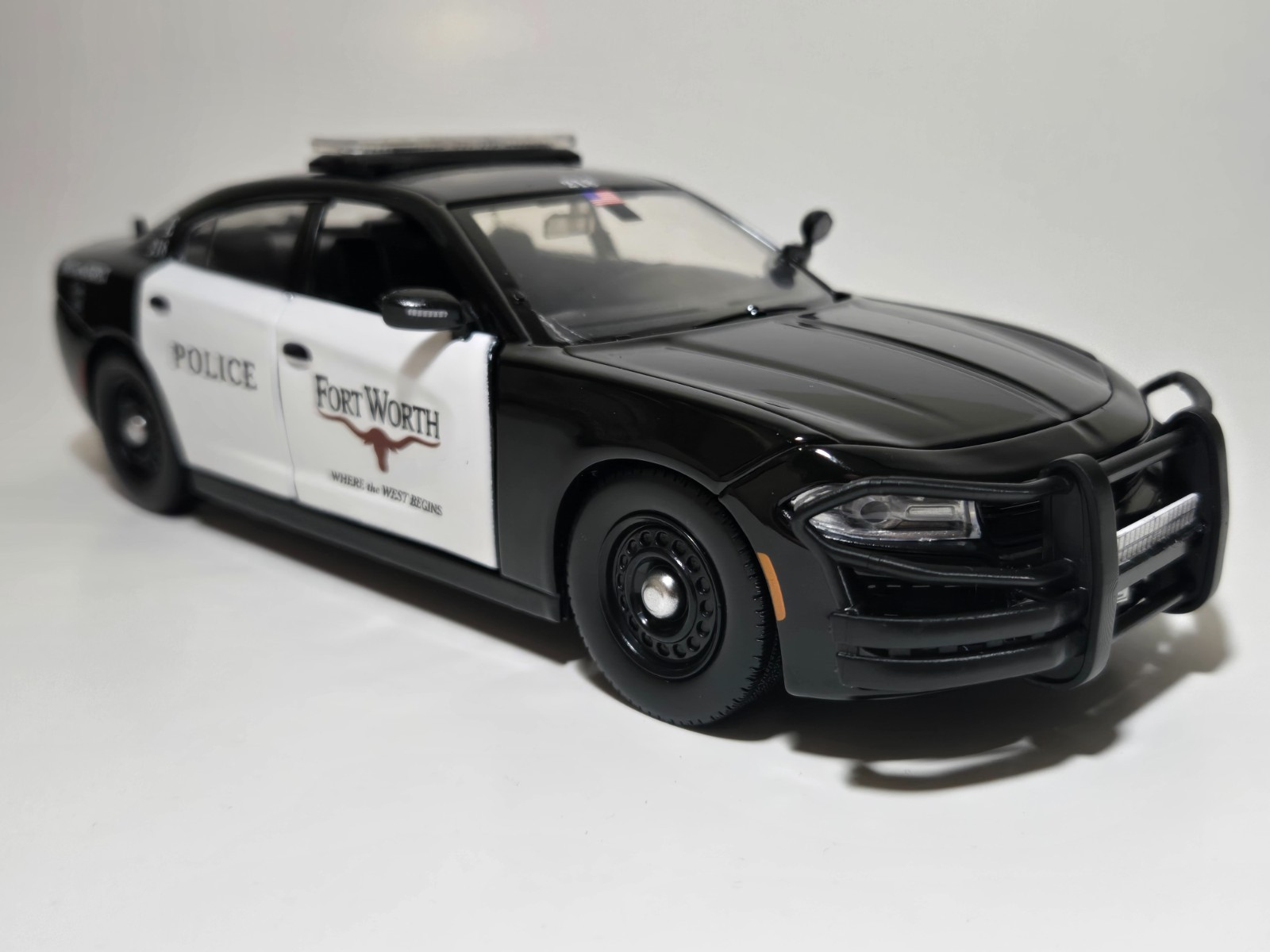 Custom 1/24th Fort Worth, Texas Police 2023 Dodge Charger Pursuit diecast model