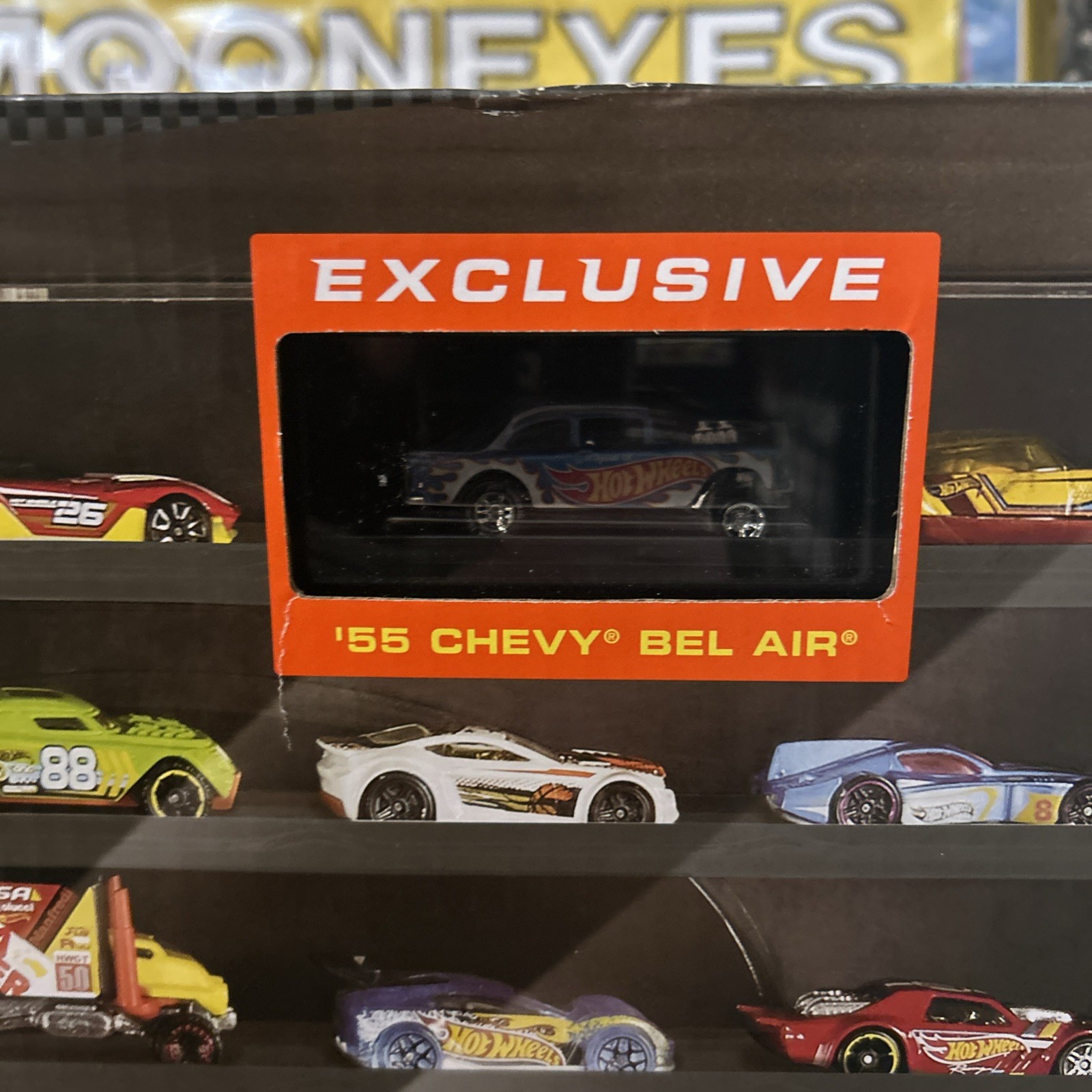 Hot Wheels Premium Display Case With Exclusive ‘55 Chevy Bel Air New Sealed