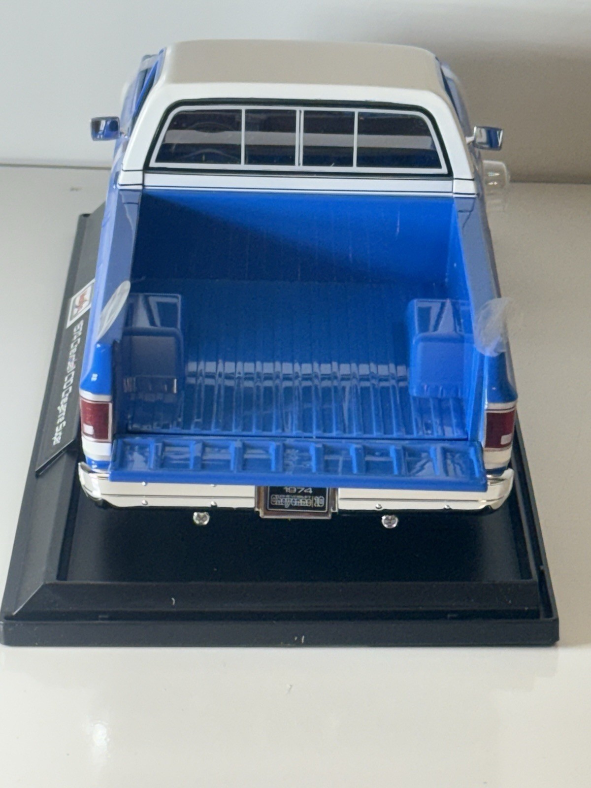 1974 Chevrolet C10 Cheyenne Super 1:18 Maisto Exclusive Style Special Edition