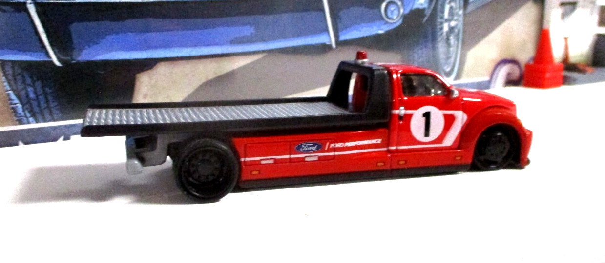 Maisto Design Elite Flatbed Transport New/Loose Metal/Plastic Rubber Tires!