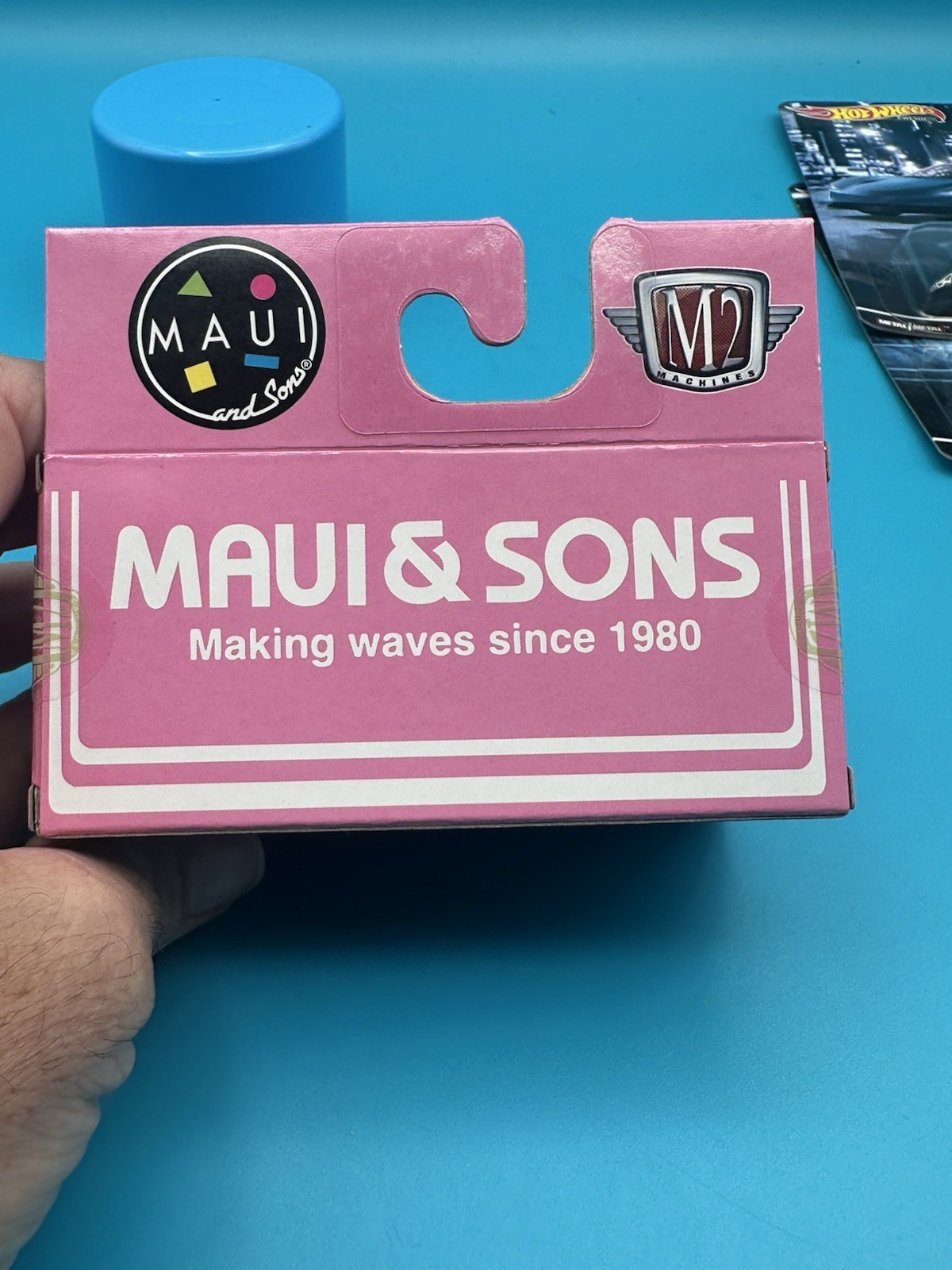 M2 Machines 1979 Chevrolet Silverado Stepside Maui & Sons Pink W/Surfboard K1