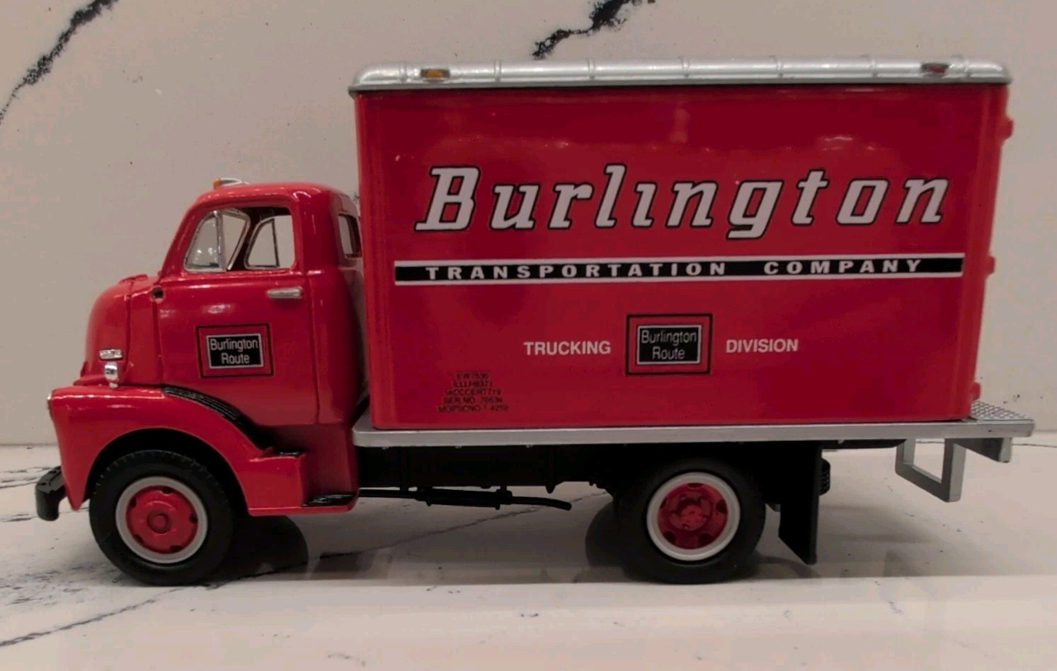 First Gear 1992 BURLINGTON TRANSPORTATION CO. 1952 GMC Dry Goods Van # 19-1052